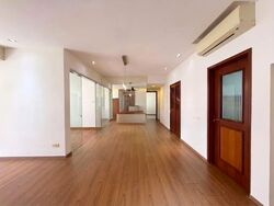 Seletaris (D27), Condominium #570829591